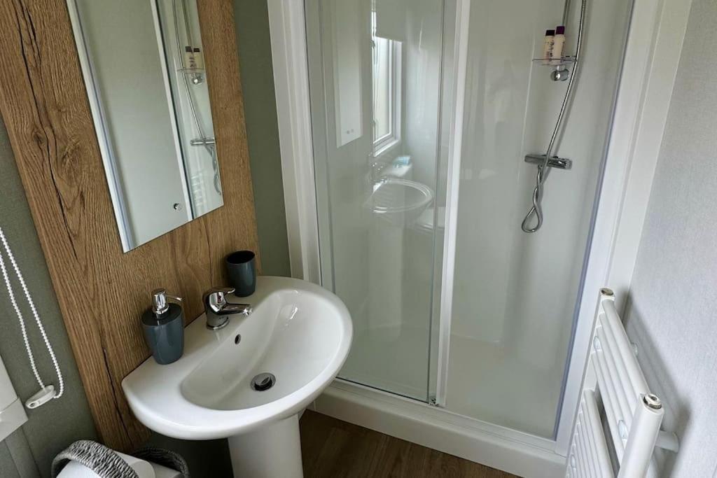 Sea La Vie Caravan At Silver Sands Holiday Park Lossiemouth Eksteriør billede